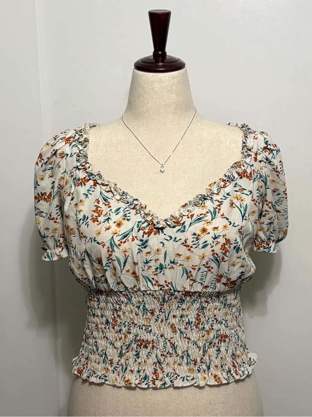 Milk & Honey Floral Smocked Puff Sleeve Open Tie Back Sweetheart Crop Top M